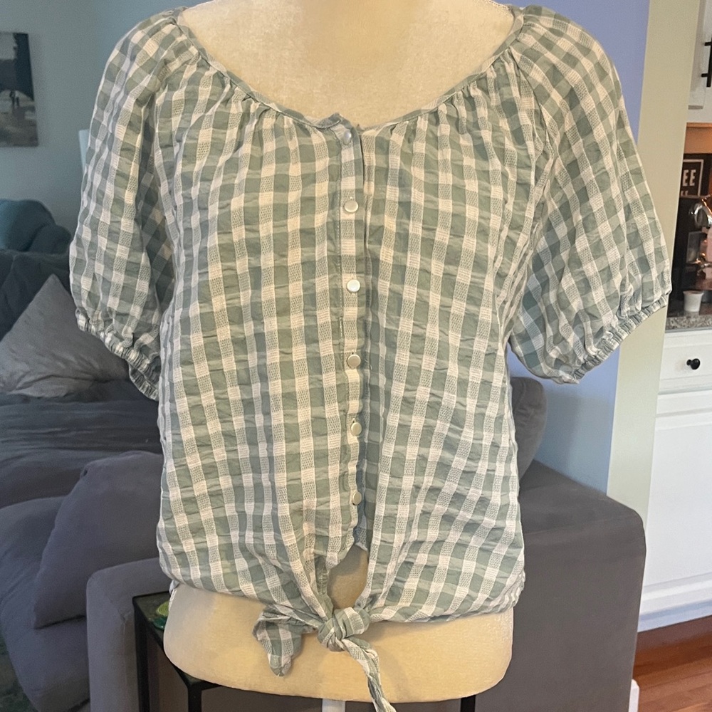 Chic Gingham Blouse - Green and White